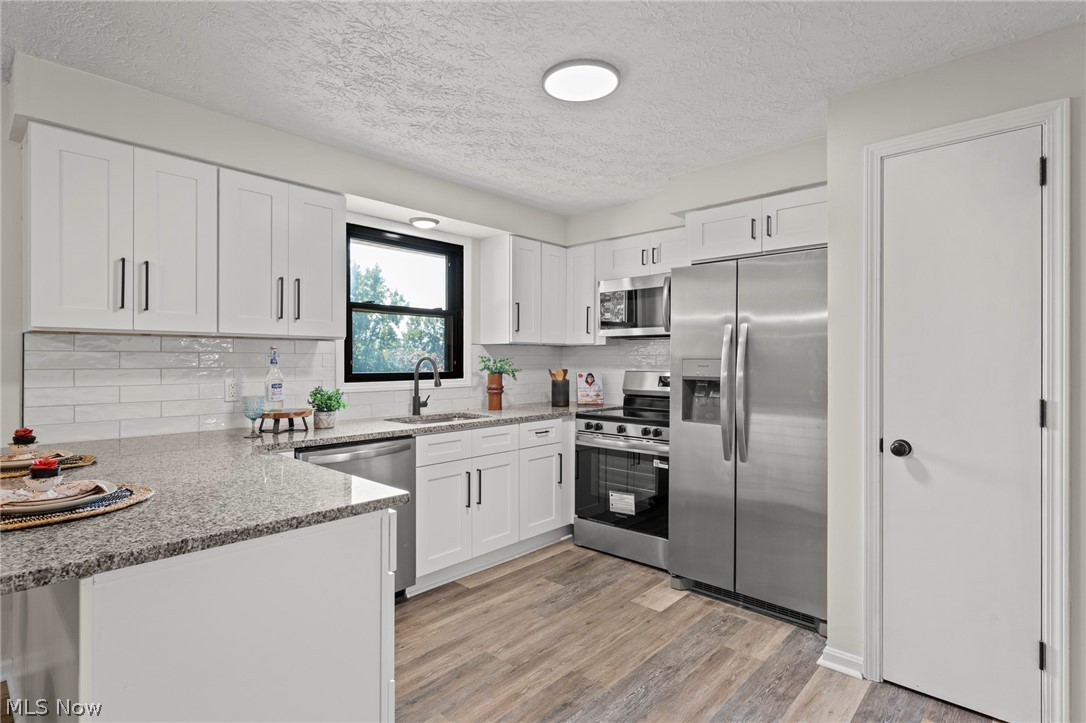 11210 Billingham Avenue NW Uniontown OH 44685