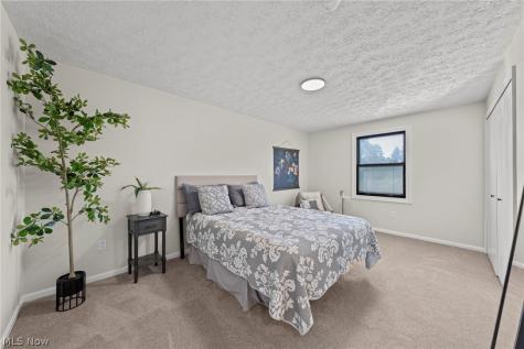 11210 Billingham Avenue NW Uniontown OH 44685