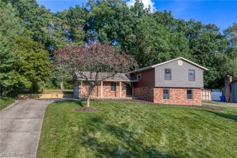 11210 Billingham Avenue NW Uniontown OH 44685