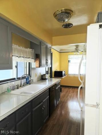 7623 Alan Parkway Middleburg Heights OH 44130