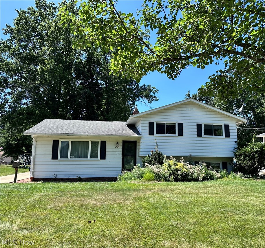 704 Robin Drive Eastlake OH 44095