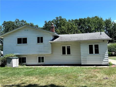 704 Robin Drive Eastlake OH 44095