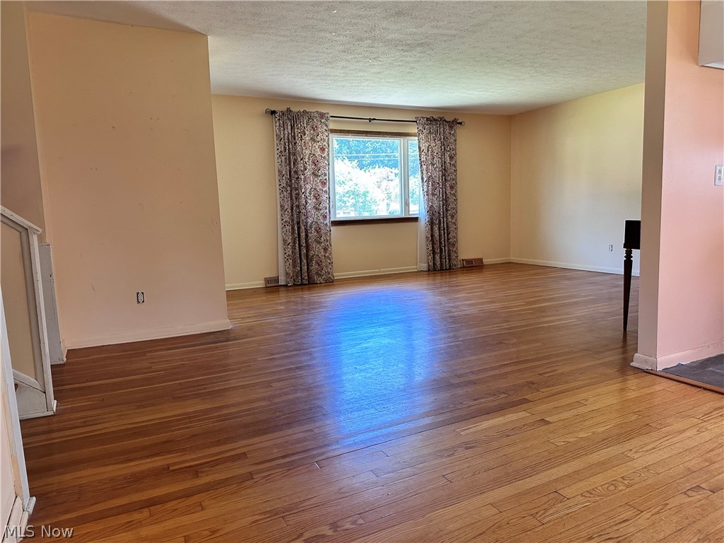 704 Robin Drive Eastlake OH 44095
