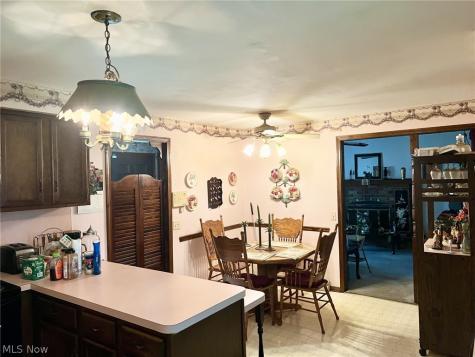 5721 Wiclif Street NE Canton OH 44721