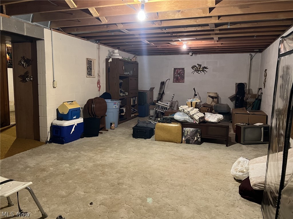 5721 Wiclif Street NE Canton OH 44721