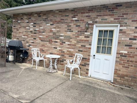 5721 Wiclif Street NE Canton OH 44721