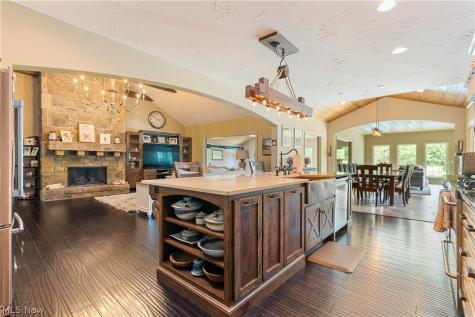 7912 Greenwich Boulevard NW Massillon OH 44646