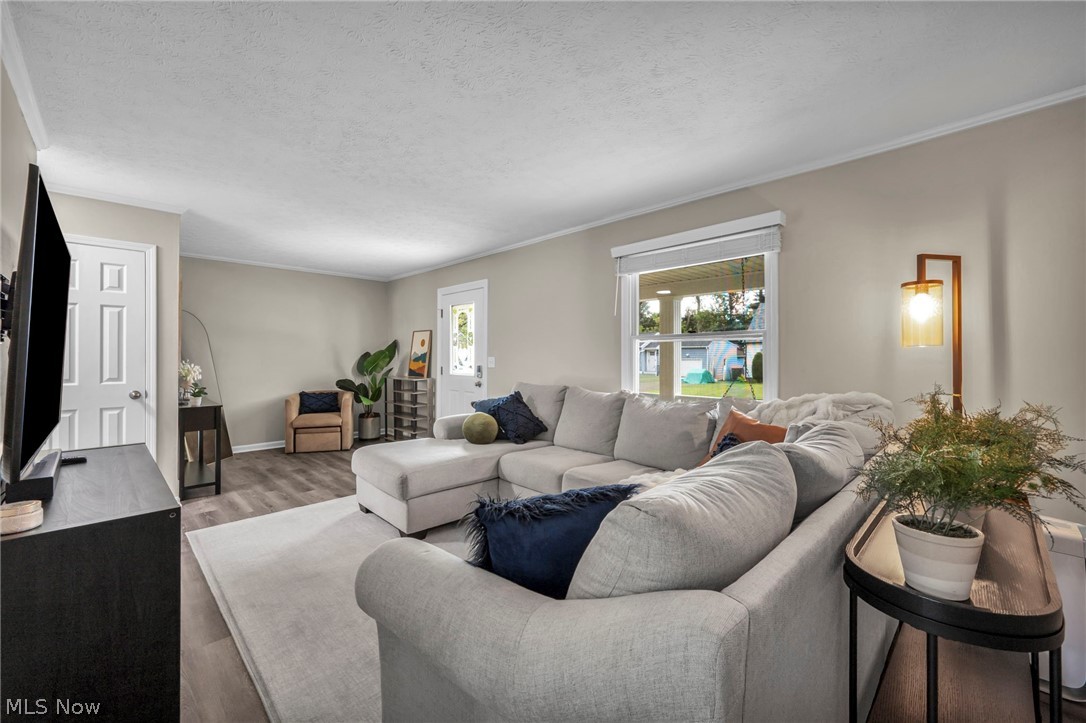 707 Kathron Avenue Cuyahoga Falls OH 44221