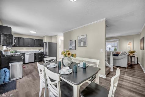707 Kathron Avenue Cuyahoga Falls OH 44221
