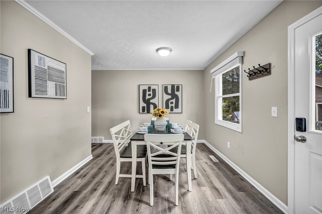 707 Kathron Avenue Cuyahoga Falls OH 44221