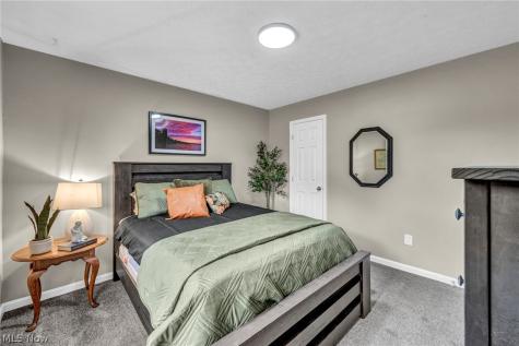 707 Kathron Avenue Cuyahoga Falls OH 44221