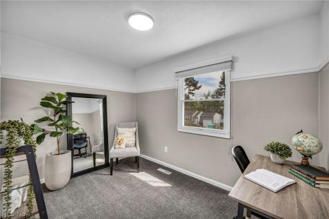707 Kathron Avenue Cuyahoga Falls OH 44221