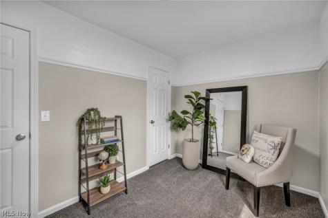 707 Kathron Avenue Cuyahoga Falls OH 44221