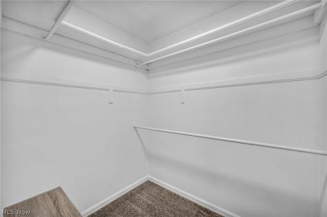 707 Kathron Avenue Cuyahoga Falls OH 44221