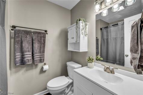 707 Kathron Avenue Cuyahoga Falls OH 44221