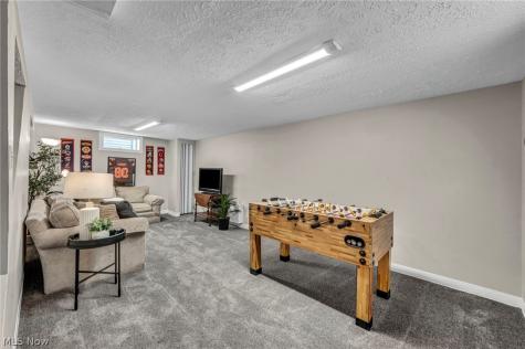 707 Kathron Avenue Cuyahoga Falls OH 44221