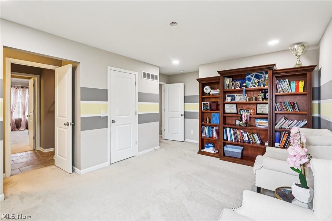 9313 W Hampton Drive North Royalton OH 44133