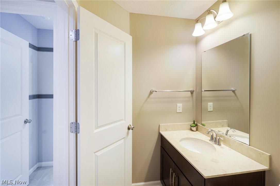 9313 W Hampton Drive North Royalton OH 44133