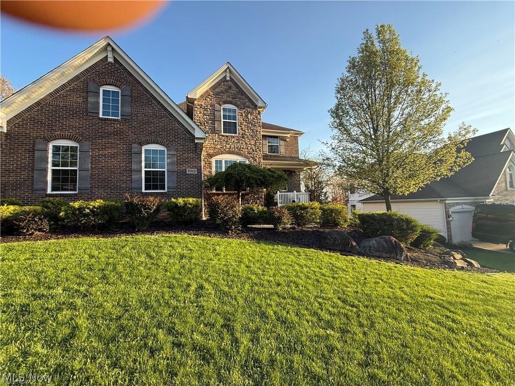 9313 W Hampton Drive North Royalton OH 44133