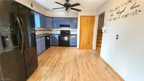 20051 Hillcrest Drive Euclid OH 44117