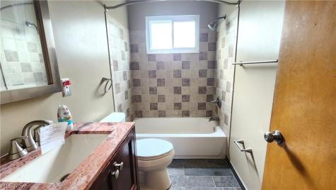 20051 Hillcrest Drive Euclid OH 44117