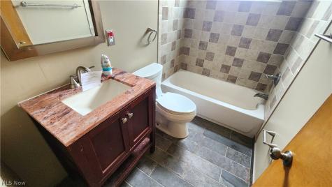 20051 Hillcrest Drive Euclid OH 44117