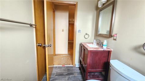 20051 Hillcrest Drive Euclid OH 44117
