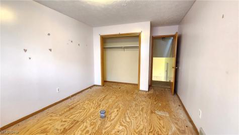20051 Hillcrest Drive Euclid OH 44117