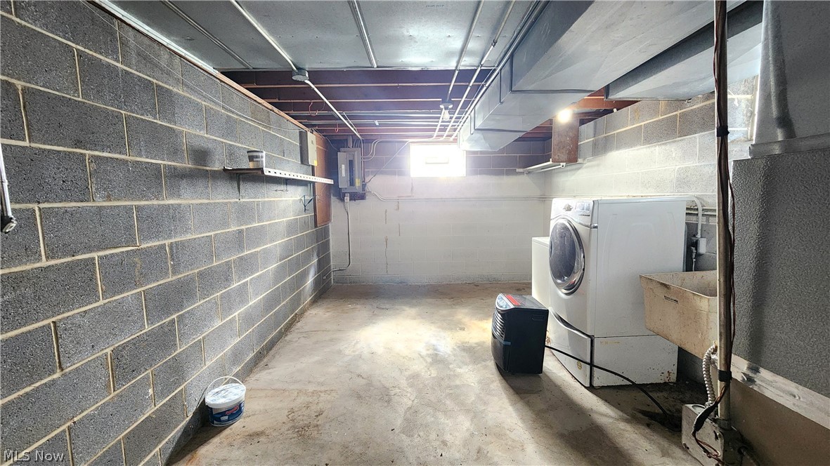 20051 Hillcrest Drive Euclid OH 44117