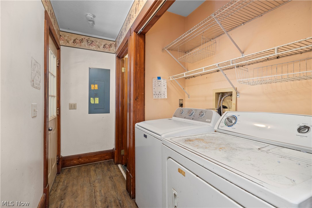 618 E Second Street Port Clinton OH 43452