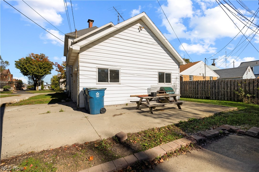 618 E Second Street Port Clinton OH 43452
