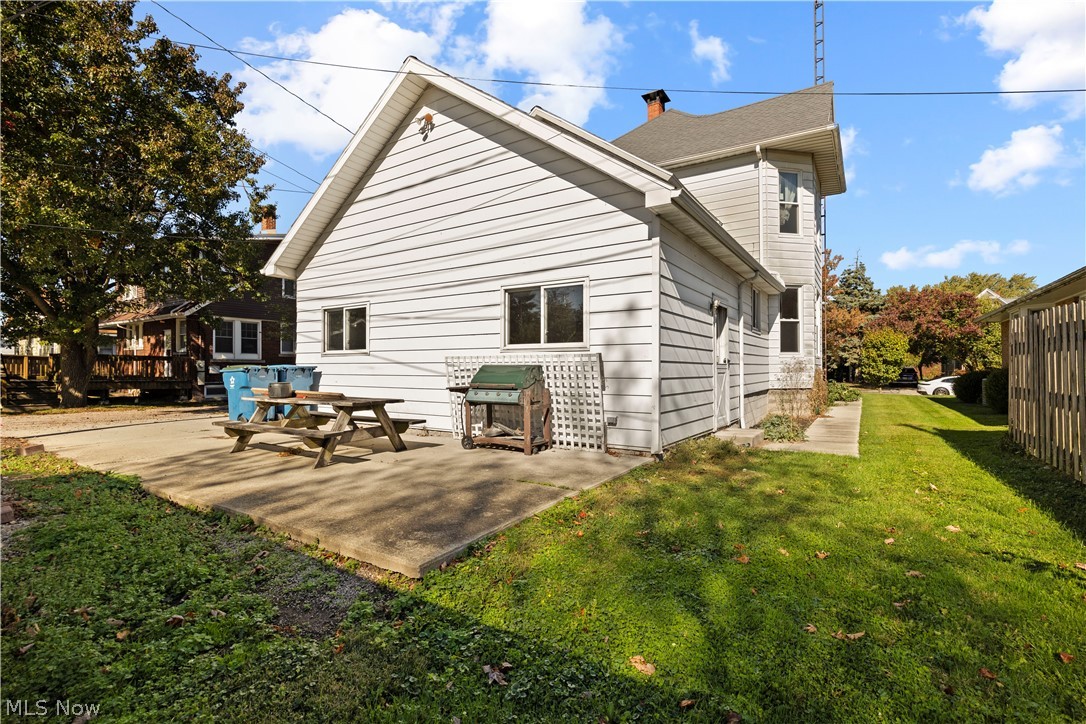 618 E Second Street Port Clinton OH 43452