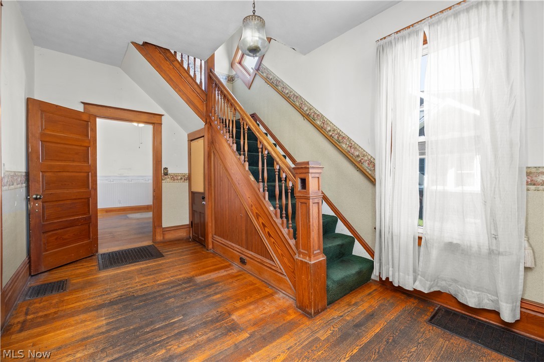 618 E Second Street Port Clinton OH 43452