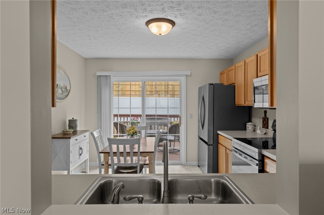 2550 Cedar Creek Lane Akron OH 44312