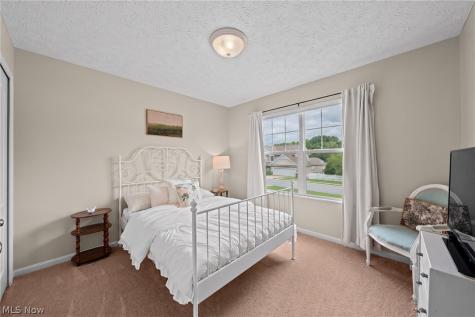 2550 Cedar Creek Lane Akron OH 44312