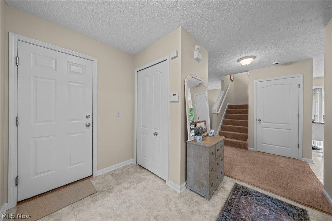 2550 Cedar Creek Lane Akron OH 44312