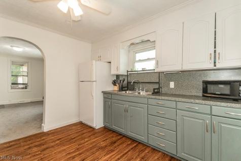 979 Mohegan Trail Willoughby OH 44094