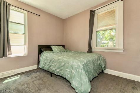979 Mohegan Trail Willoughby OH 44094