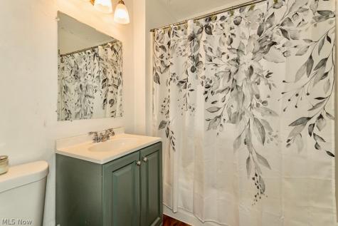 979 Mohegan Trail Willoughby OH 44094