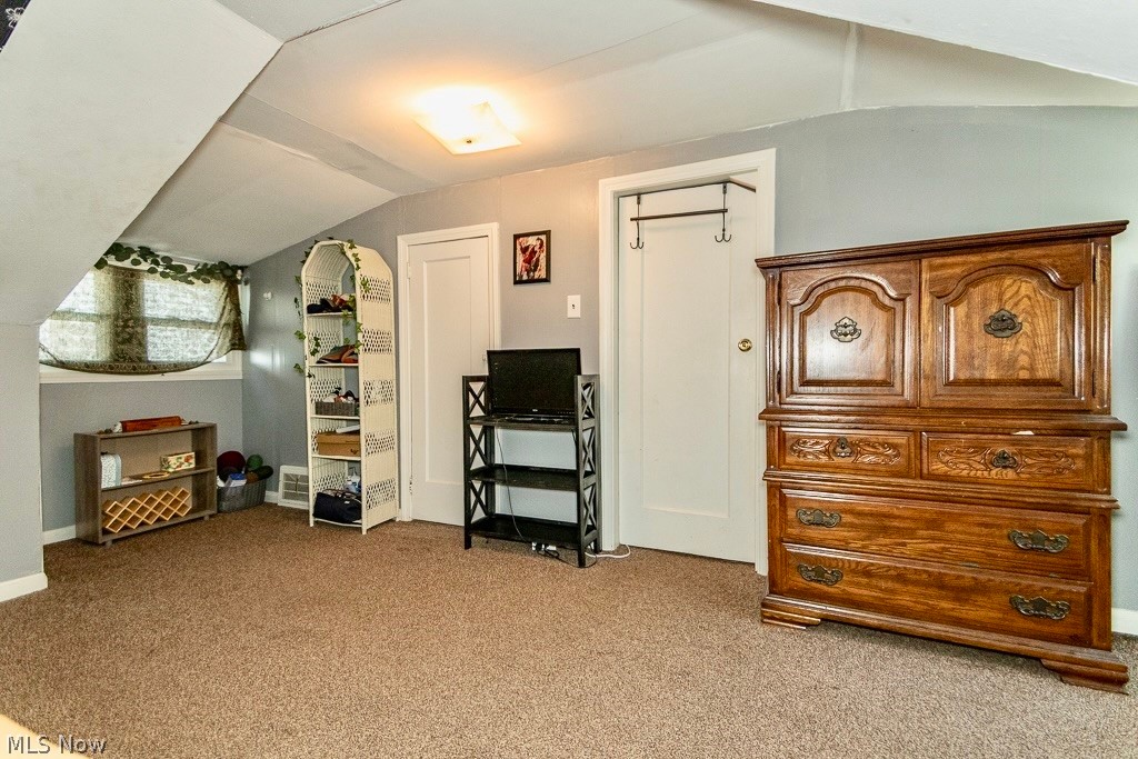 979 Mohegan Trail Willoughby OH 44094