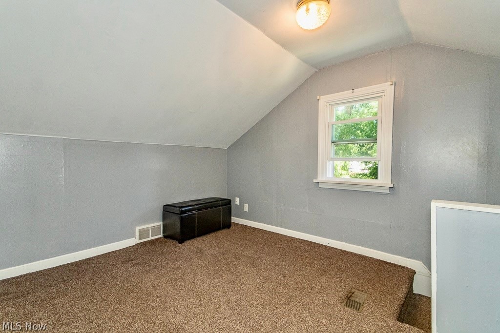 979 Mohegan Trail Willoughby OH 44094