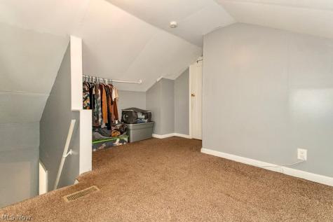 979 Mohegan Trail Willoughby OH 44094