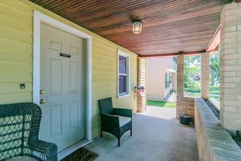 979 Mohegan Trail Willoughby OH 44094
