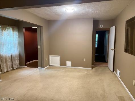 2031 Hillside Terrace Akron OH 44305