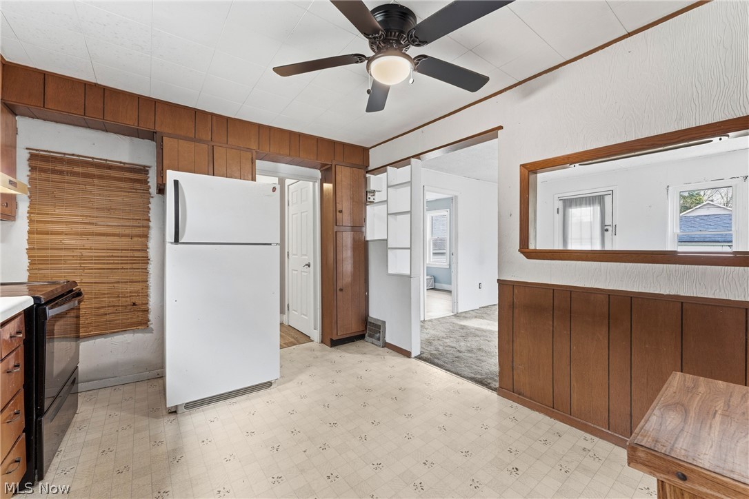 671 Fairview Avenue Barberton OH 44203