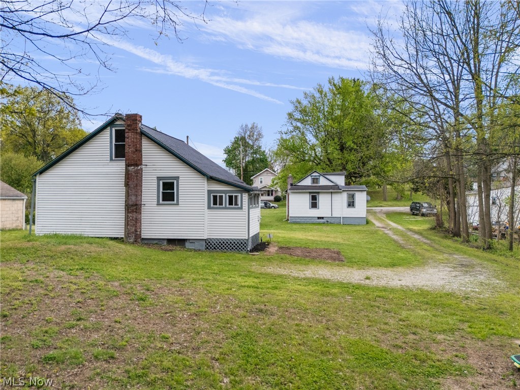 671 Fairview Avenue Barberton OH 44203