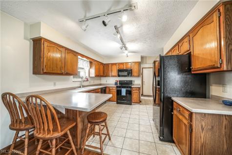508 Hampton Drive Elyria OH 44035
