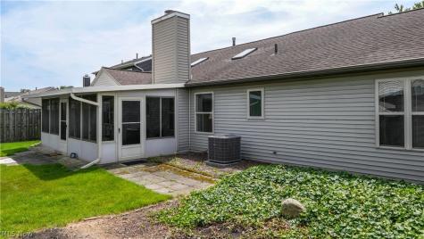 508 Hampton Drive Elyria OH 44035
