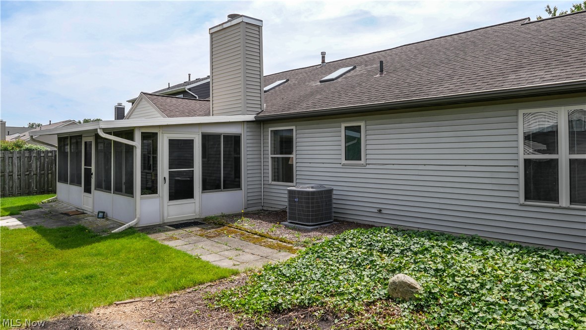 508 Hampton Drive Elyria OH 44035
