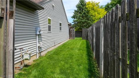 508 Hampton Drive Elyria OH 44035